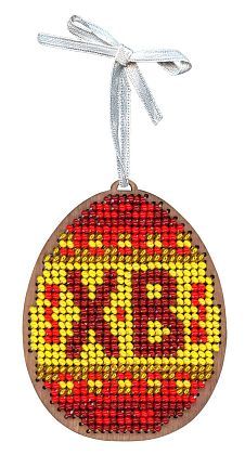 Красные узоры. Яйцо